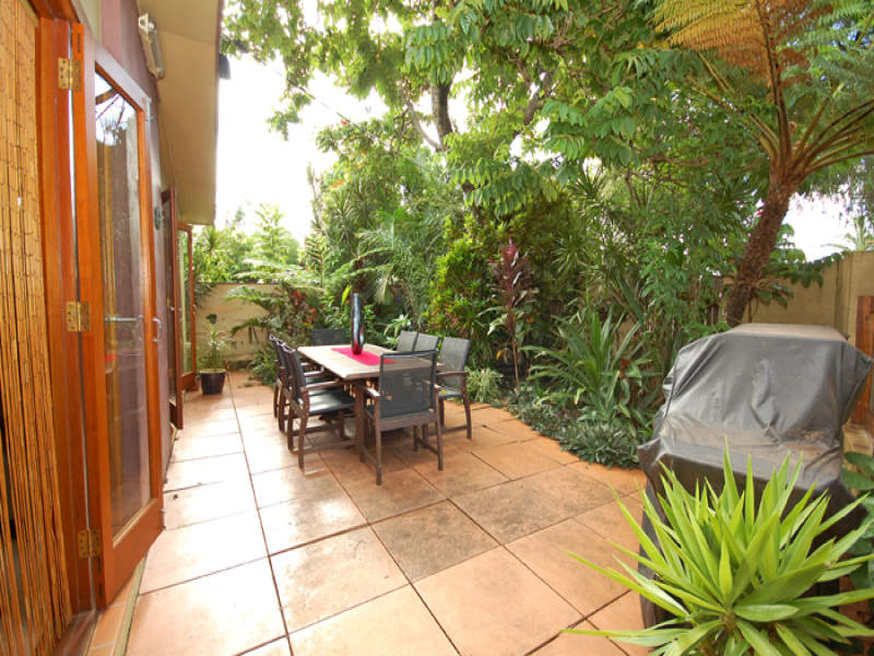 134 Bamboo Avenue, Benowa, Qld 4217 Property Details