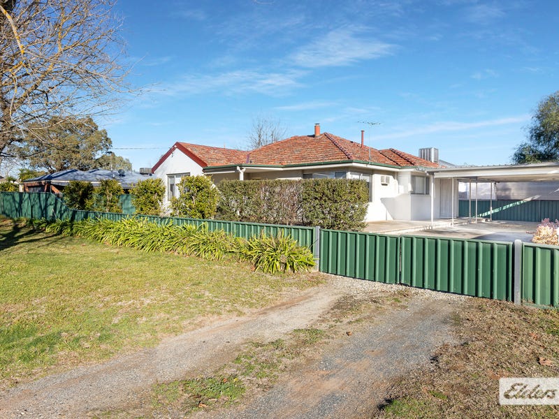 20 Russell Street, Howlong, NSW 2643 House for Sale