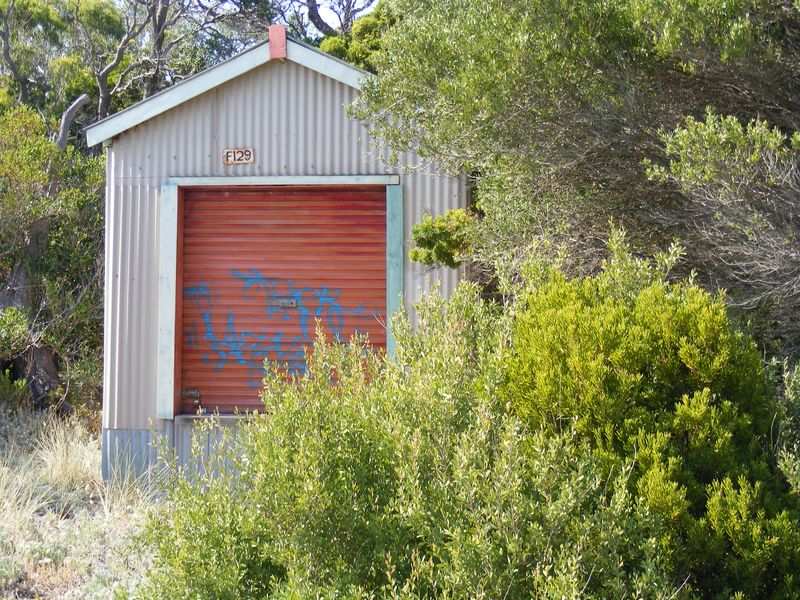F129 Bathing Box, Rosebud, Vic 3939 Property Details