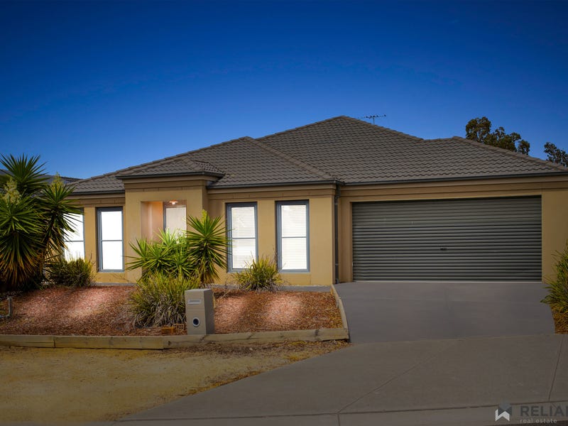 7 Stringybark Close Manor Lakes Vic 3024 House For Sale Realestate Com Au