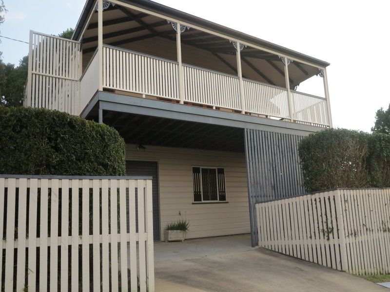 30 Shackleton Street, Kedron, Qld 4031