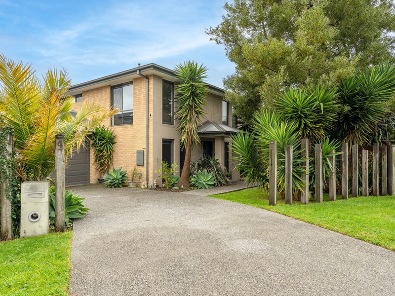 4 Davey Avenue, Dromana, Vic 3936 House for Sale