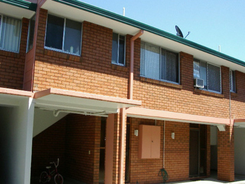 Property 105887721, Labrador, Qld 4215 Property Details