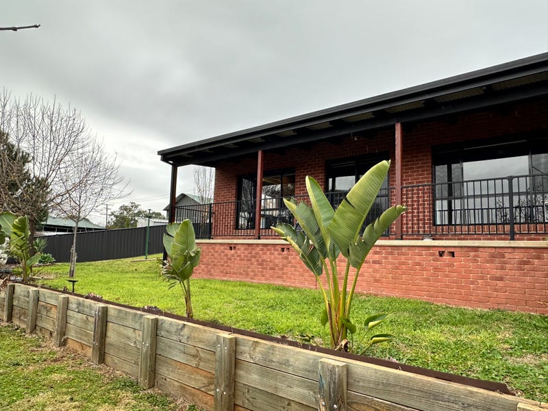 2/25 Camphor Street, Gundagai, NSW 2722 House for Rent realestate