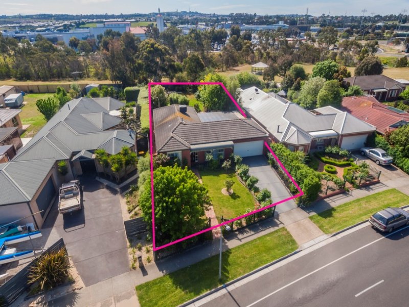 20 Meadowvale Drive, Grovedale, VIC 3216