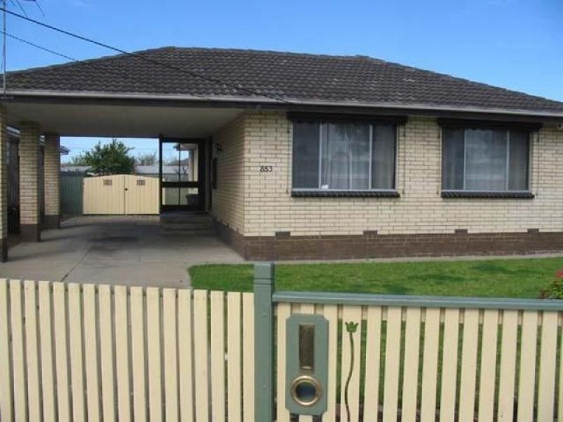 853 Ballarat Road, Deer Park, VIC 3023