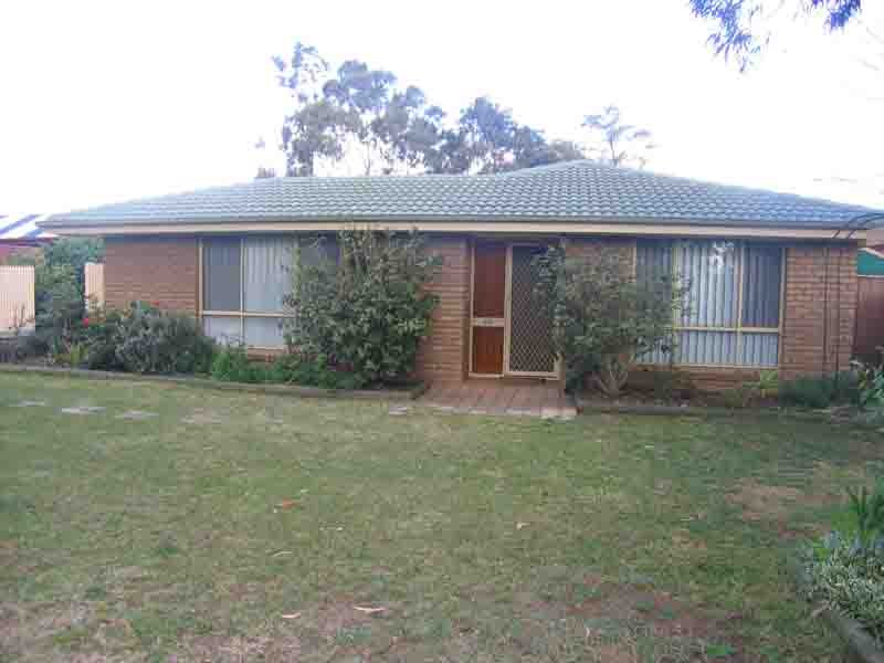 5 Christina Crescent Kurunjang Estate, Melton, Vic 3337 Property Details