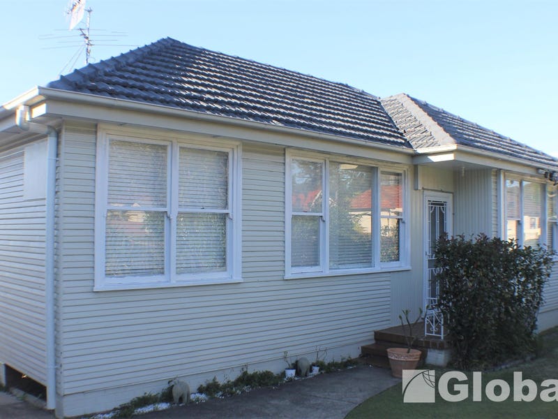 11 Floraville Road, Belmont North, NSW 2280