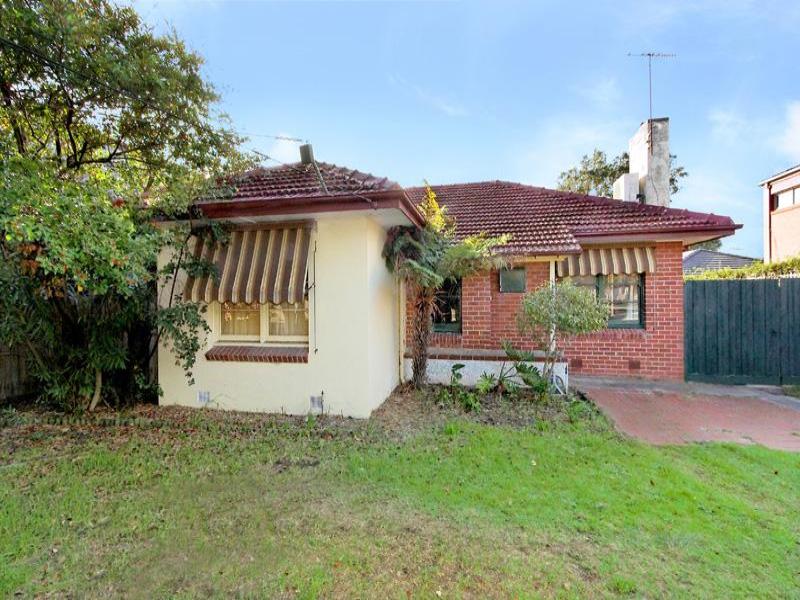165 Linacre Road, Hampton, VIC 3188