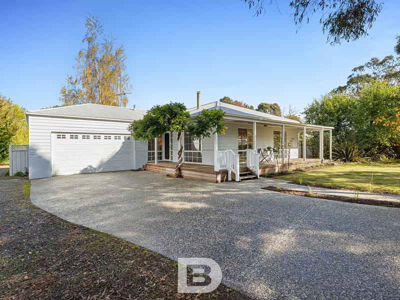 71 Quarry Road, Woodend, Vic 3442 Property Details