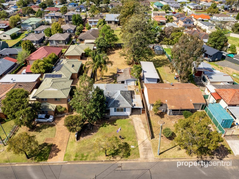 54 Barker Street, Cambridge Park, NSW 2747