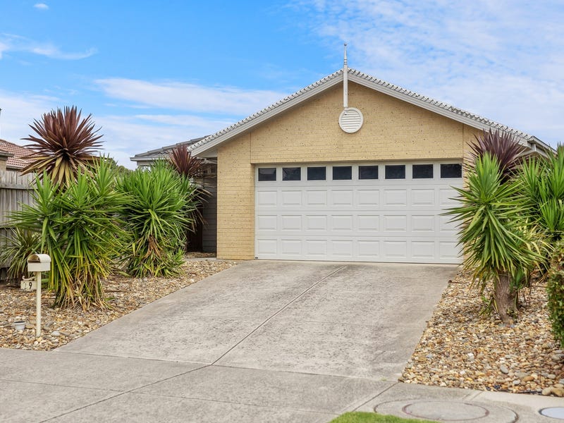 Houses for Sale in Pakenham, VIC 3810 Pg. 2