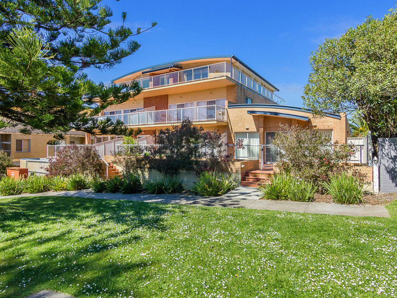 Apartment 25, 13 Warley Avenue, Cowes, Vic 3922 Property Details