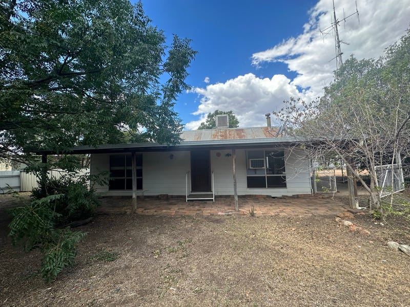 7 Peel Street, Walgett, NSW 2832 Property Details