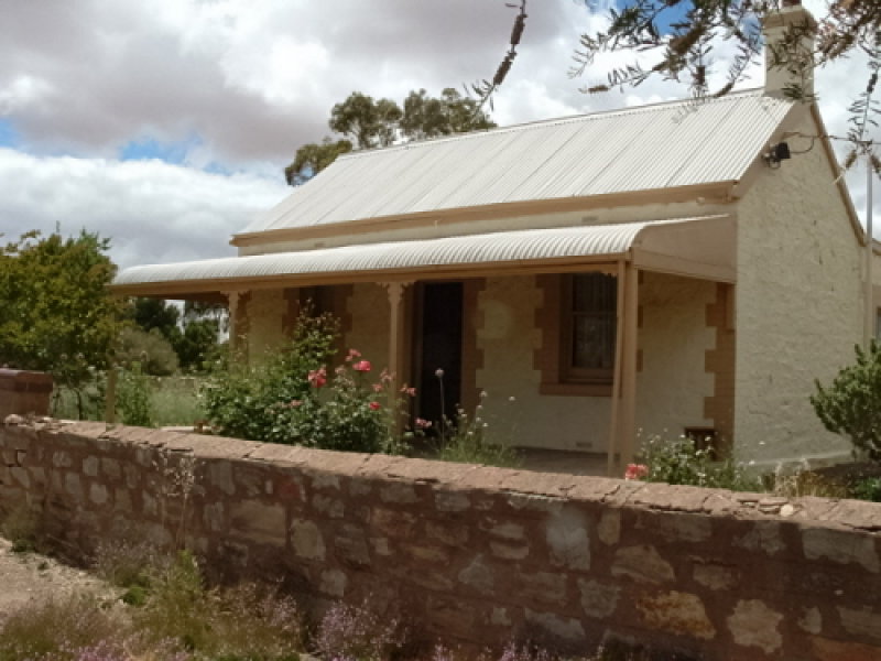 4 Burra Road, Saddleworth, SA 5413 Property Details