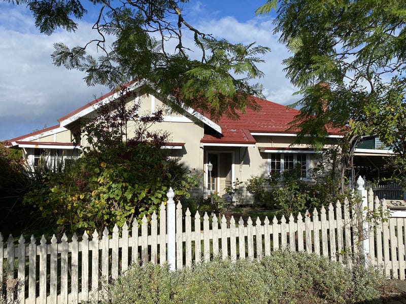 62 Moore Street, Manjimup, WA 6258 House for Sale