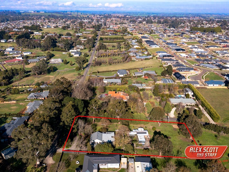 121 Hopetoun Road, Drouin, Vic 3818 Property Details