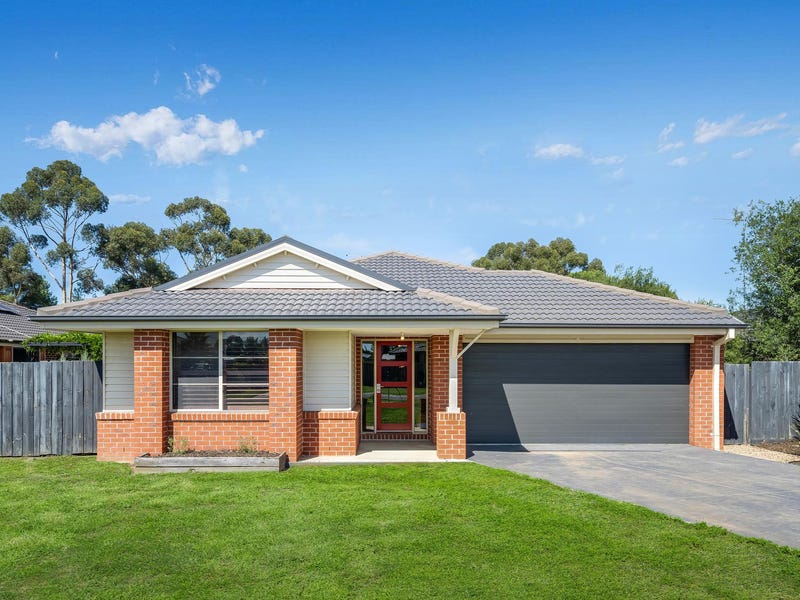4 Kintyre Court, Bannockburn, Vic 3331 House for Sale