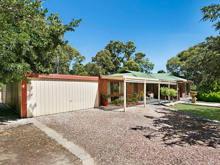 5 Ryalls Lane, Strathfieldsaye, Vic 3551 Property Details