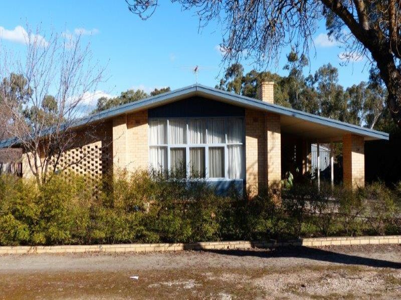 24 Bridge Street, Tanunda, SA 5352 Property Details