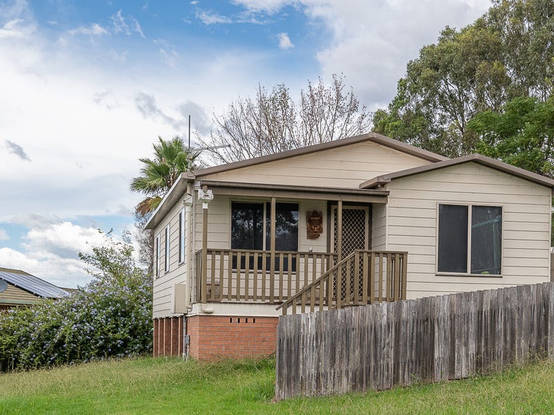 1 Woodbridge Avenue, Moruya, NSW 2537 Property Details