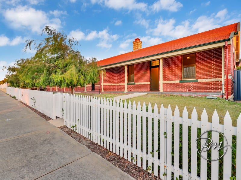 9/2 Burt Street, Fremantle, WA 6160 Property Details