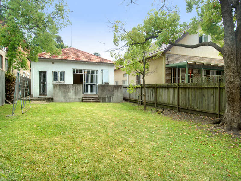 10 Anglesea Street, Bondi, NSW 2026 Property Details