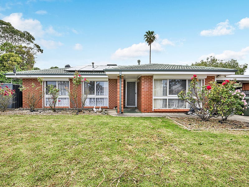 12 Leech Avenue, Morphett Vale, SA 5162 - realestate.com.au