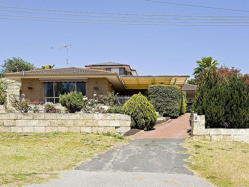 6 Giles Avenue, Padbury, WA 6025 Property Details