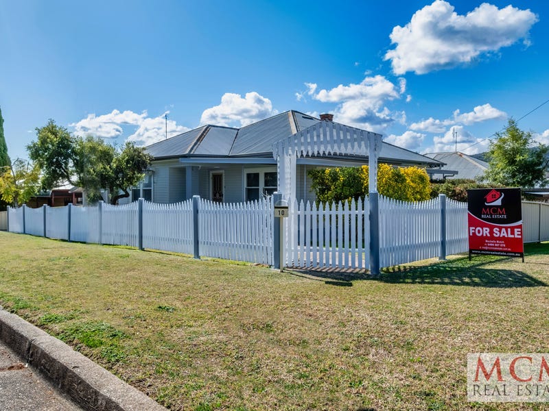 10 Church Street, Tamworth, NSW 2340 Property Details