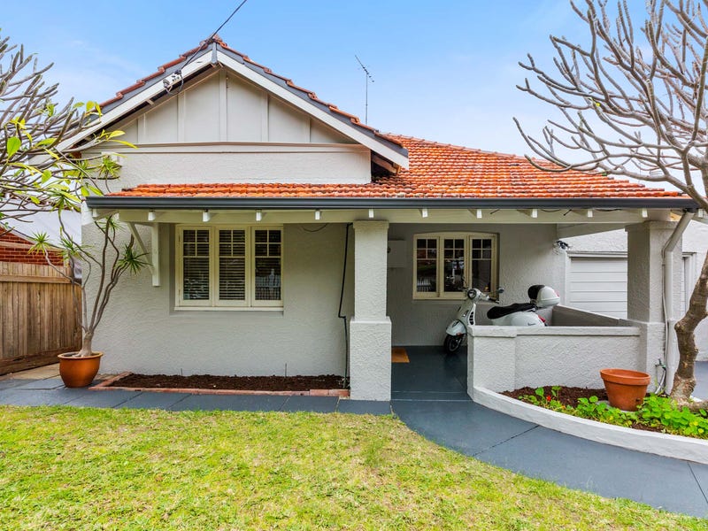 105 Kalgoorlie Street, Mount Hawthorn, WA 6016