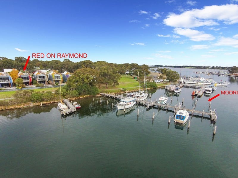 2/8 Seventh Parade, Raymond Island, VIC 3880