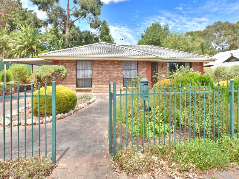 1 Willunga Street, Eden Hills, SA 5050