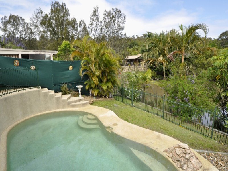 25 River Oak Drive, Helensvale, Qld 4212 Property Details