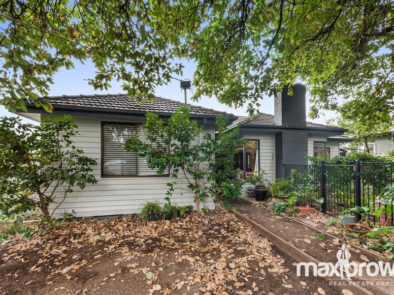 825 Mount Dandenong Road, Montrose, Vic 3765 Property Details