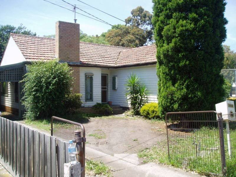 2 Norman Grove, Thomastown, Vic 3074 Property Details