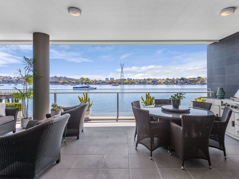 211/1 Newstead Terrace, Newstead, Qld 4006 Property Details