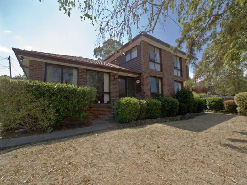 34 Shirley Street, Mooroolbark, Vic 3138 Property Details