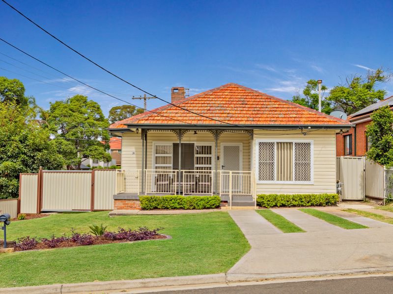 1A Buckland Street, Greenacre, NSW 2190
