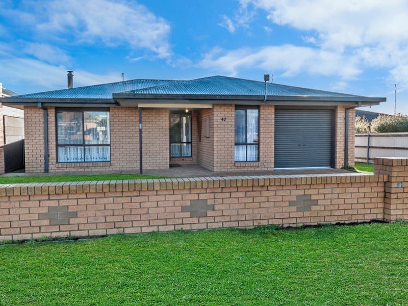 42 Baynes Street, Terang, Vic 3264 Property Details