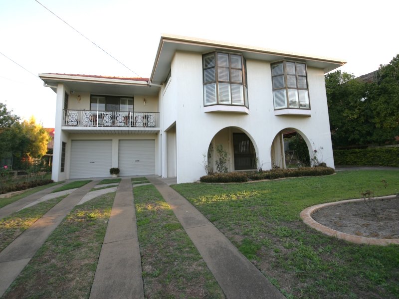 29 Fleetwood St, MacGregor, Qld 4109 Property Details