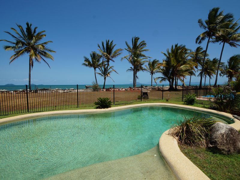 28 Taylor Street, Tully Heads, QLD 4854