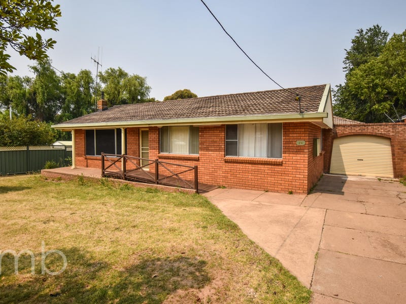 26 Burrendong Way, Orange, NSW 2800