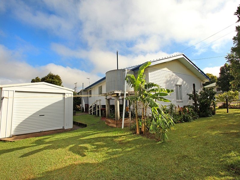 1 Norman Avenue, Nambour, Qld 4560