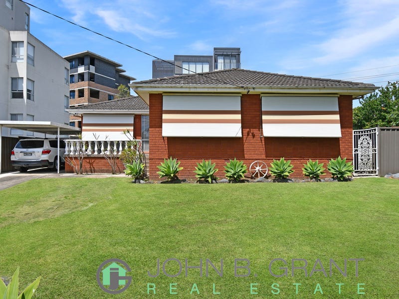 84 Lucas Avenue, Moorebank, NSW 2170