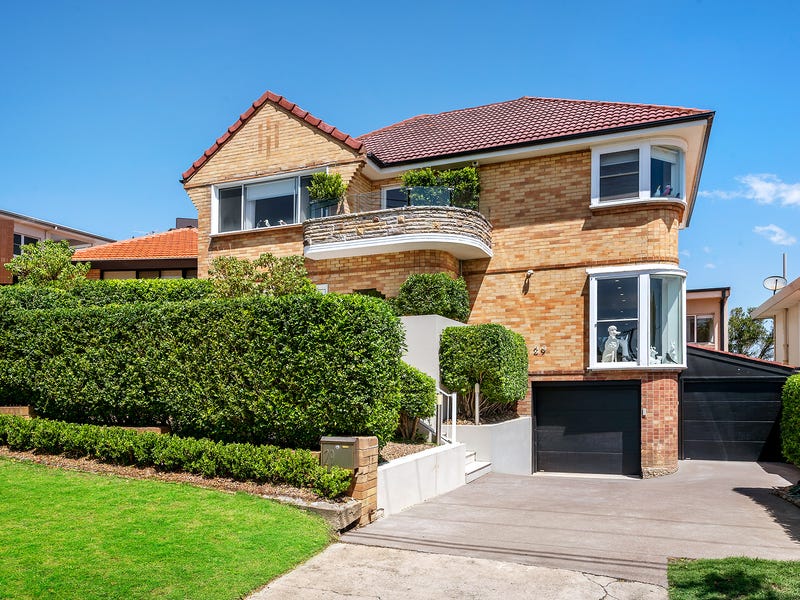 29 Fenton Avenue, Bar Beach, NSW 2300