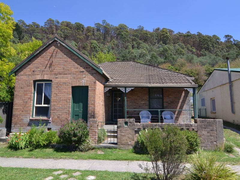 44 Macauley Street, Lithgow, NSW 2790 Property Details