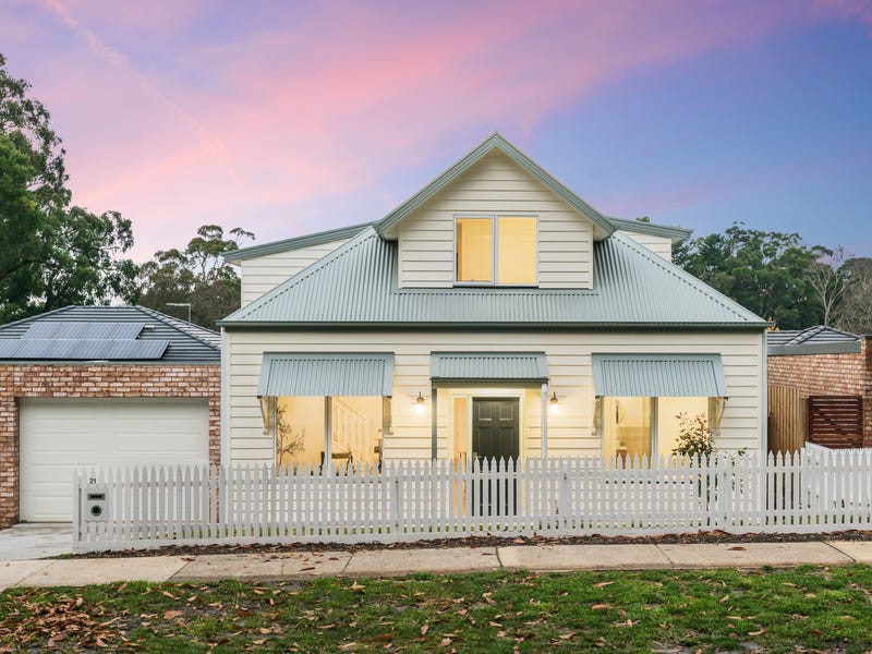 21 Anne Street, Emerald, Vic 3782 House for Sale