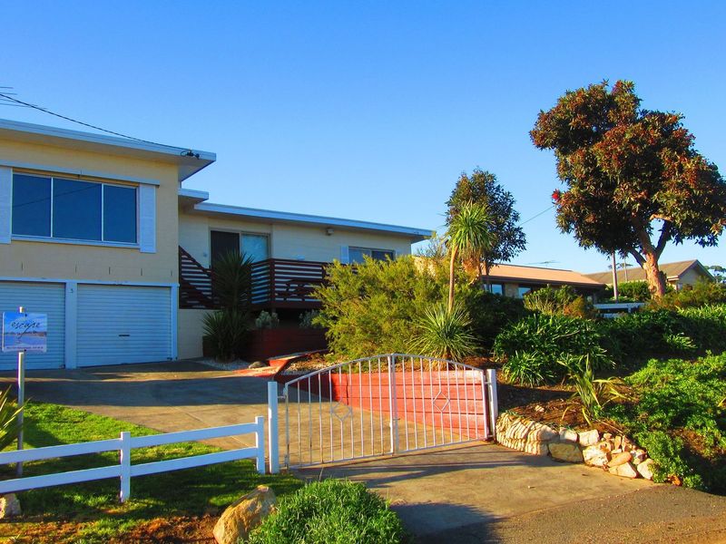 3 Spitfarm Road, Opossum Bay, TAS 7023