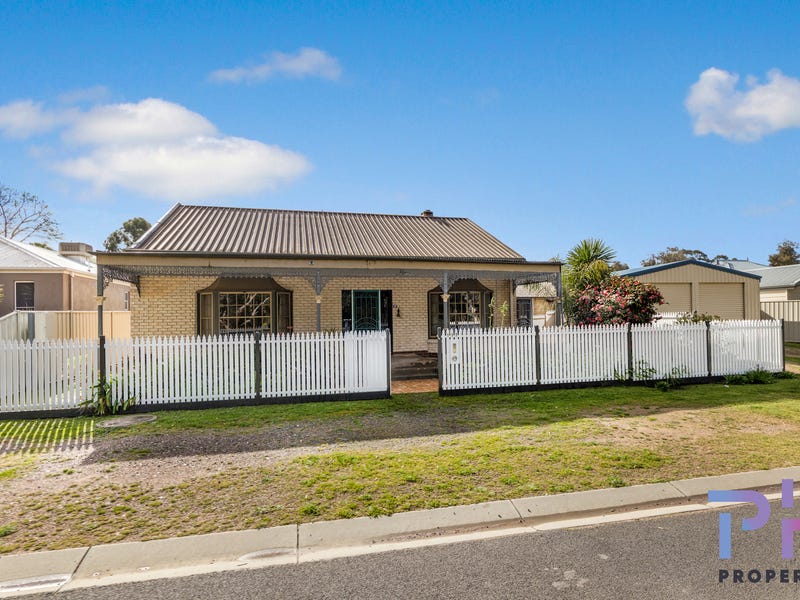 117 Simpsons Road, Eaglehawk, VIC 3556